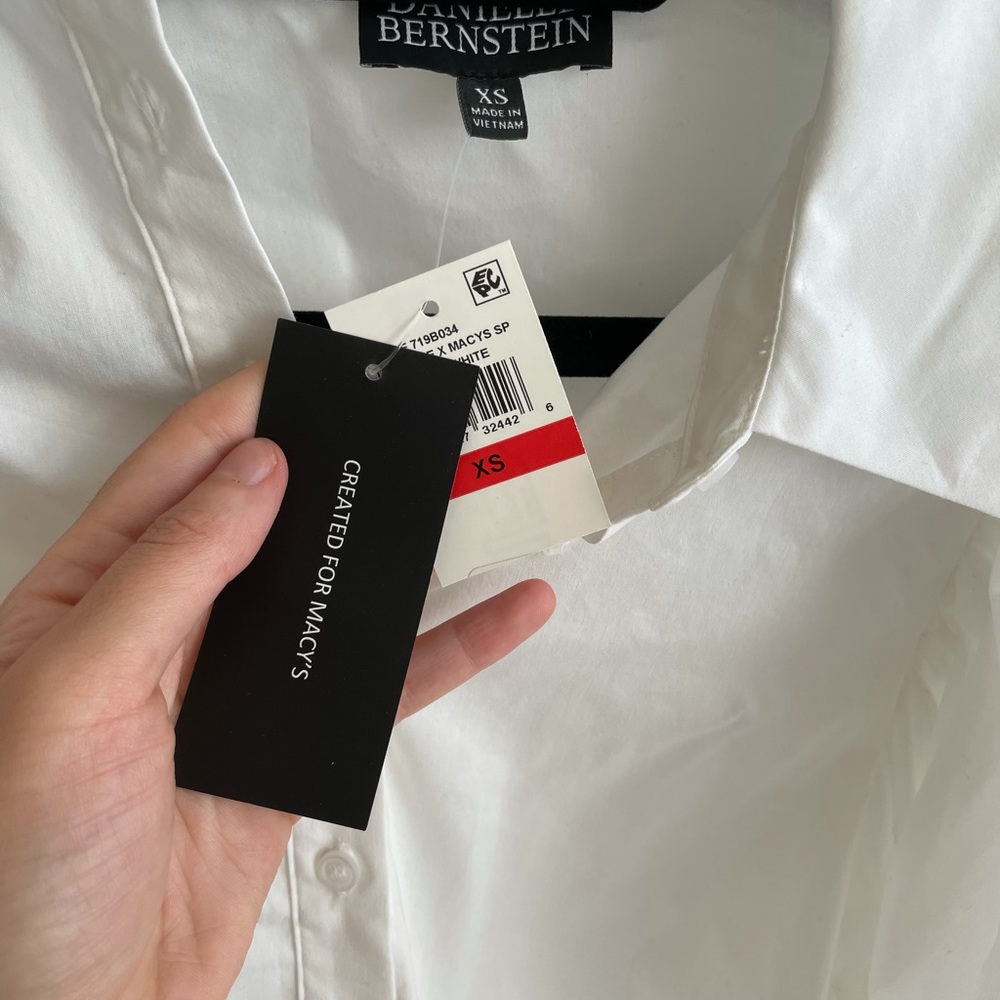 Danielle Bernstein White Puff Sleeve Bodysuit - image 4